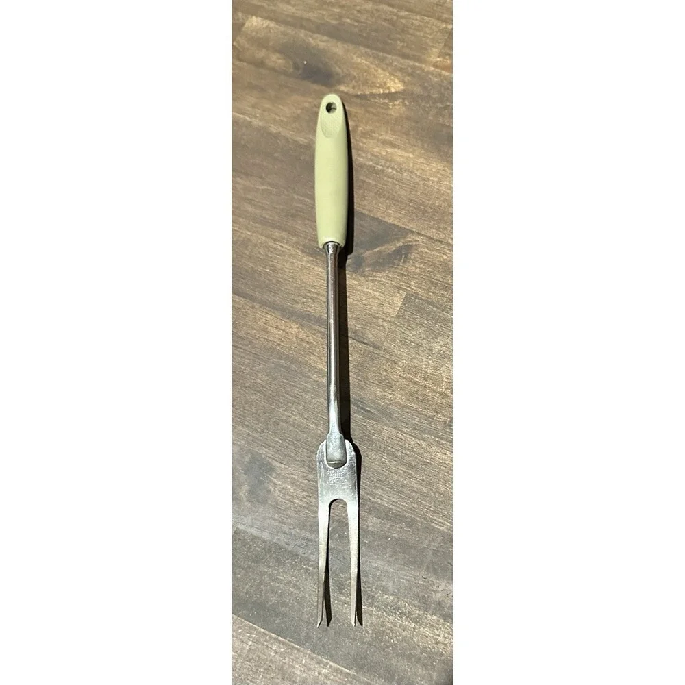 Ekco Chromium Plated Meat Fork‎ - Avacado Green Bakelite Handle USA Vintage